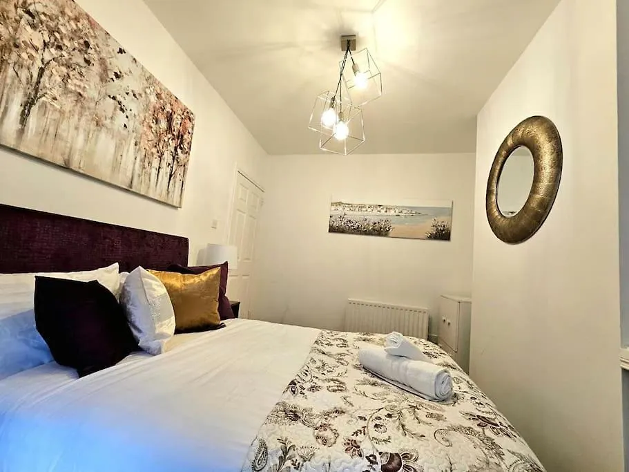 Sensational Stay @Belfast #1